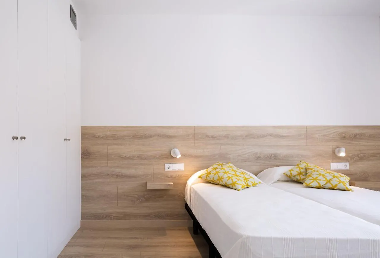 Apartaments La Rosella Roses Spain